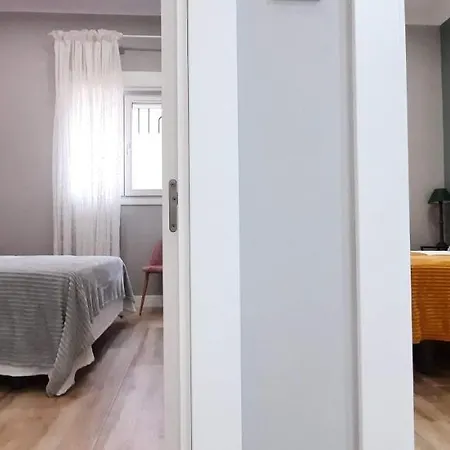 Апартаменты Cruces Hospital Metro *