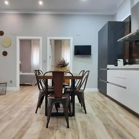 Cruces Hospital Metro דירה *